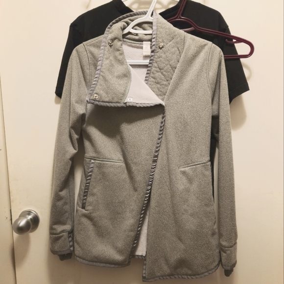 Ivivva Wrap Jacket - Picture 1 of 1